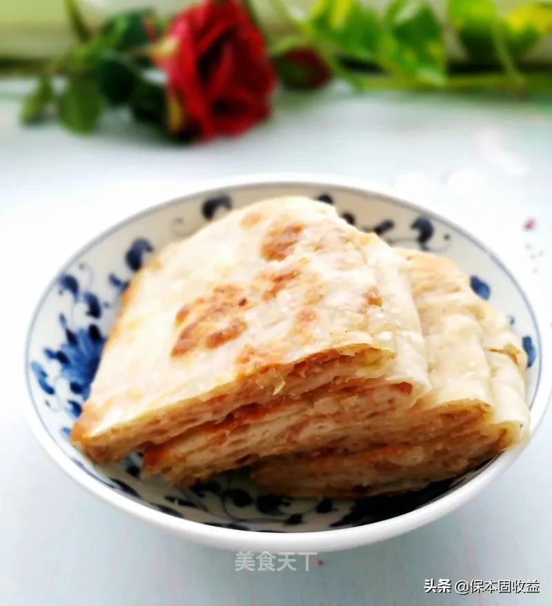 千层肉饼：皮薄层多外酥里嫩，吃一次就忘不了