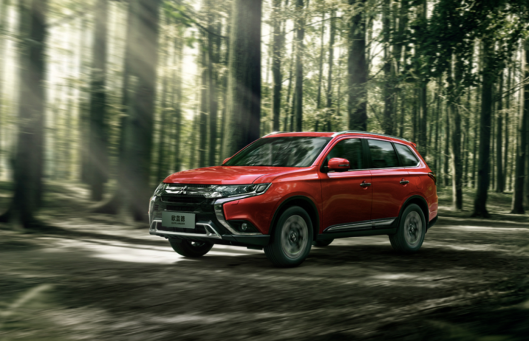 十万级具有越野基因的车型，指南者与欧蓝德谁更强？