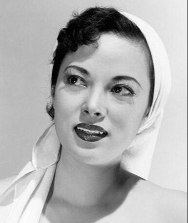 美女明星以叛国罪被判死刑，临死前说出真实身