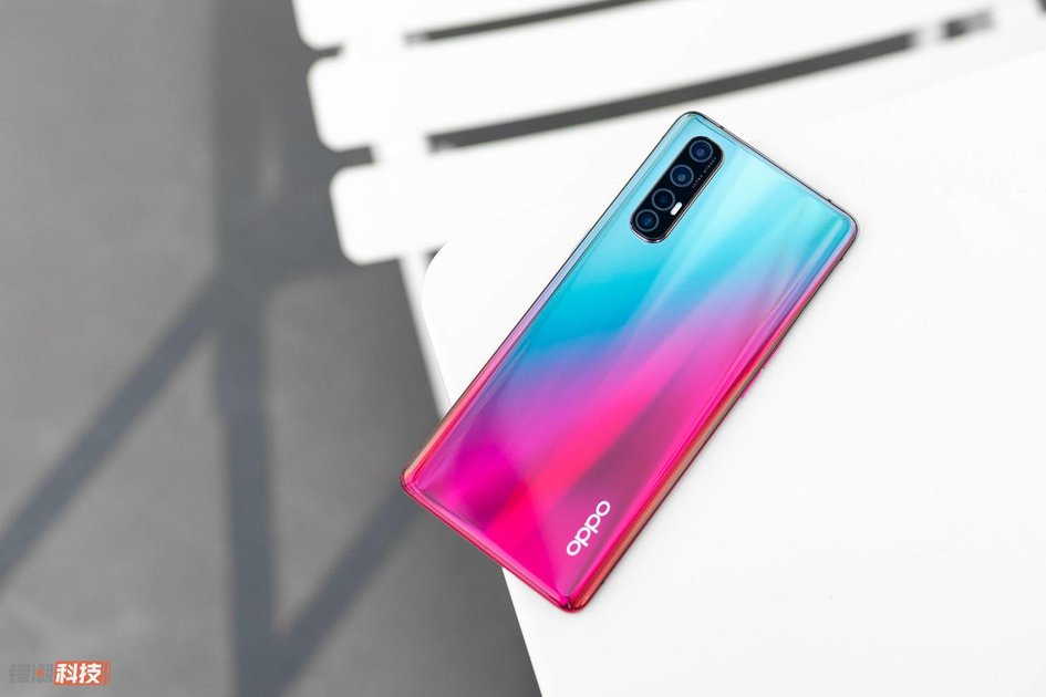 轻巧与 5G 实际上能够 兼顾，OPPO Reno3 Pro 可遇不可求