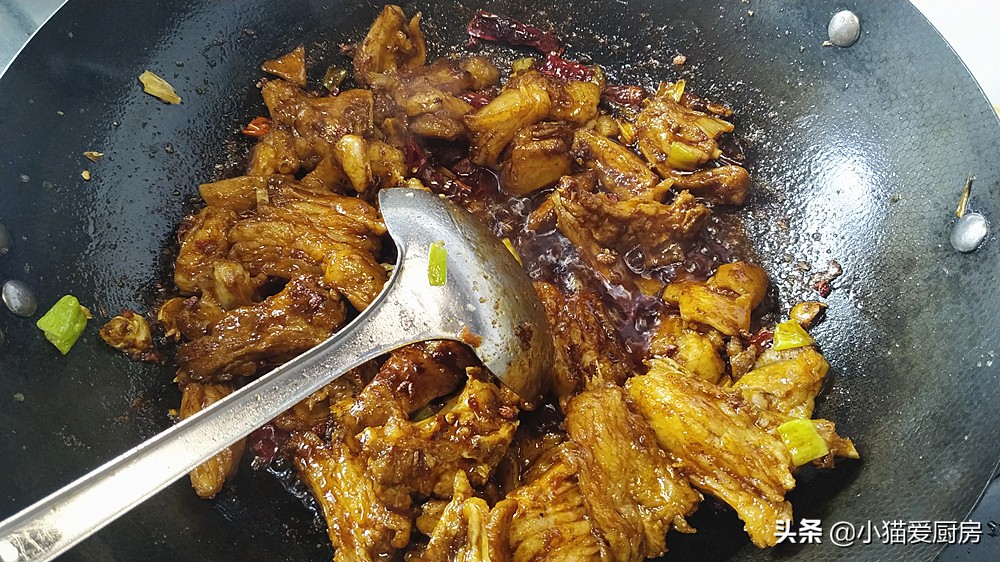 圖片[9]-羊肉加上魚肉一起做的火鍋是什么味道呢？沒有吃過只能試一試了-起舞食譜網(wǎng)