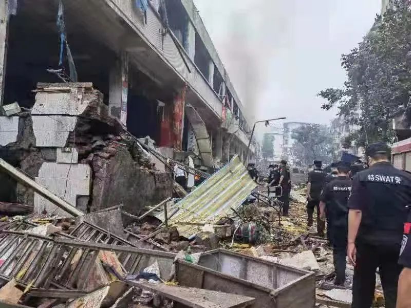 惨痛！湖北十堰燃气爆炸事故已致12人死亡 37人重伤