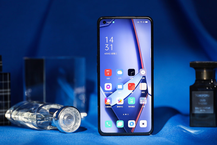 5G性能小钢炮，OPPO Ace2售价3999元，诚意十足的轻薄旗舰