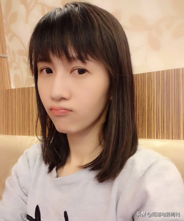 papi酱人设崩塌背后，告诉我们，女权or“道德绑架”？