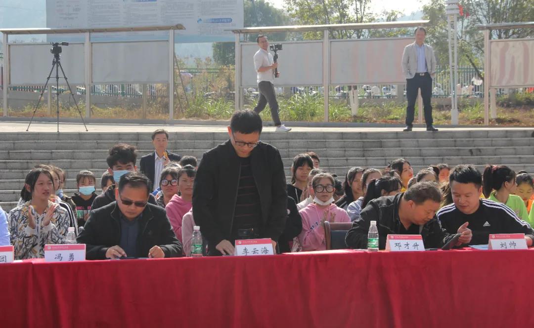 特色专业｜武功山中等专业学校花式篮球特色课程成果汇报演出