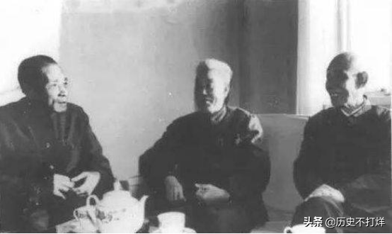 三兄弟都是黄埔学生，都反蒋起义，命运都不同，一人还是开国少将