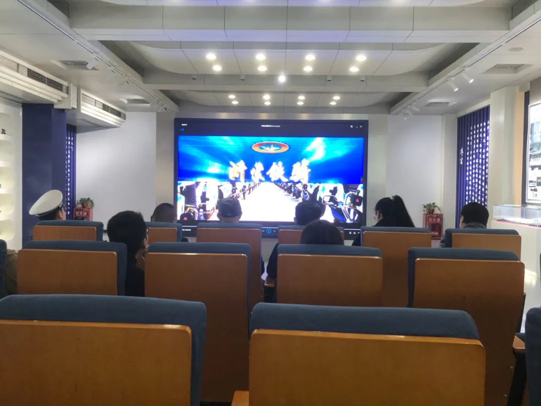 向党和人民报告——临沂交警铁骑大队举办警营开放日活动