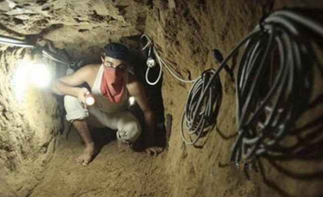 现实版摸金校尉，盗墓30年，获利5个亿，临死一