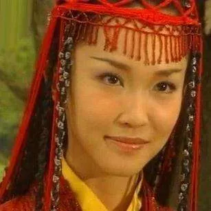 结婚11年恩爱如初，49岁范文芳和48岁李铭顺令人