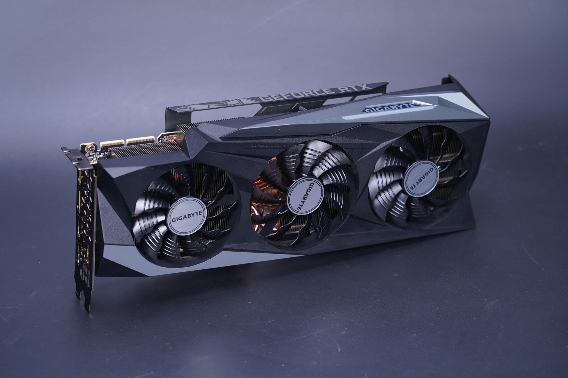 技嘉RTX 3090魔鹰能否玩爽赛博朋克2077