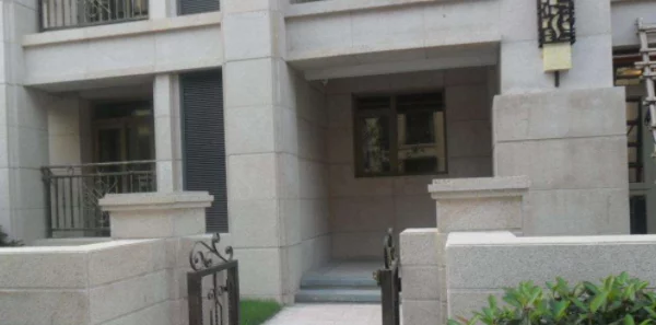 为什么有钱人从不买带院子的房子？听内行人一