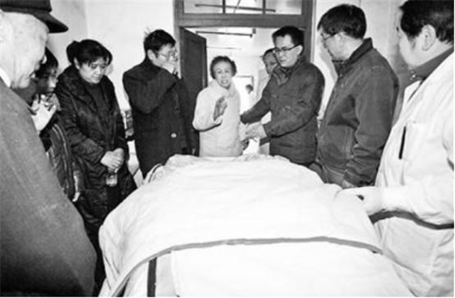 103岁日本逃兵，在中国行医70年，临终前说：我只