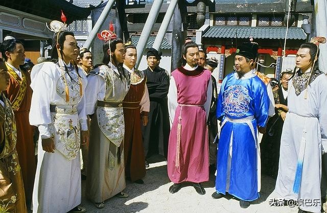 刘德华在TVB的六部经典剧，距今已经30多年，猜你