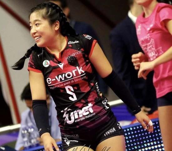 惊喜！天津女排训练场惊现23岁前国手，或招入麾