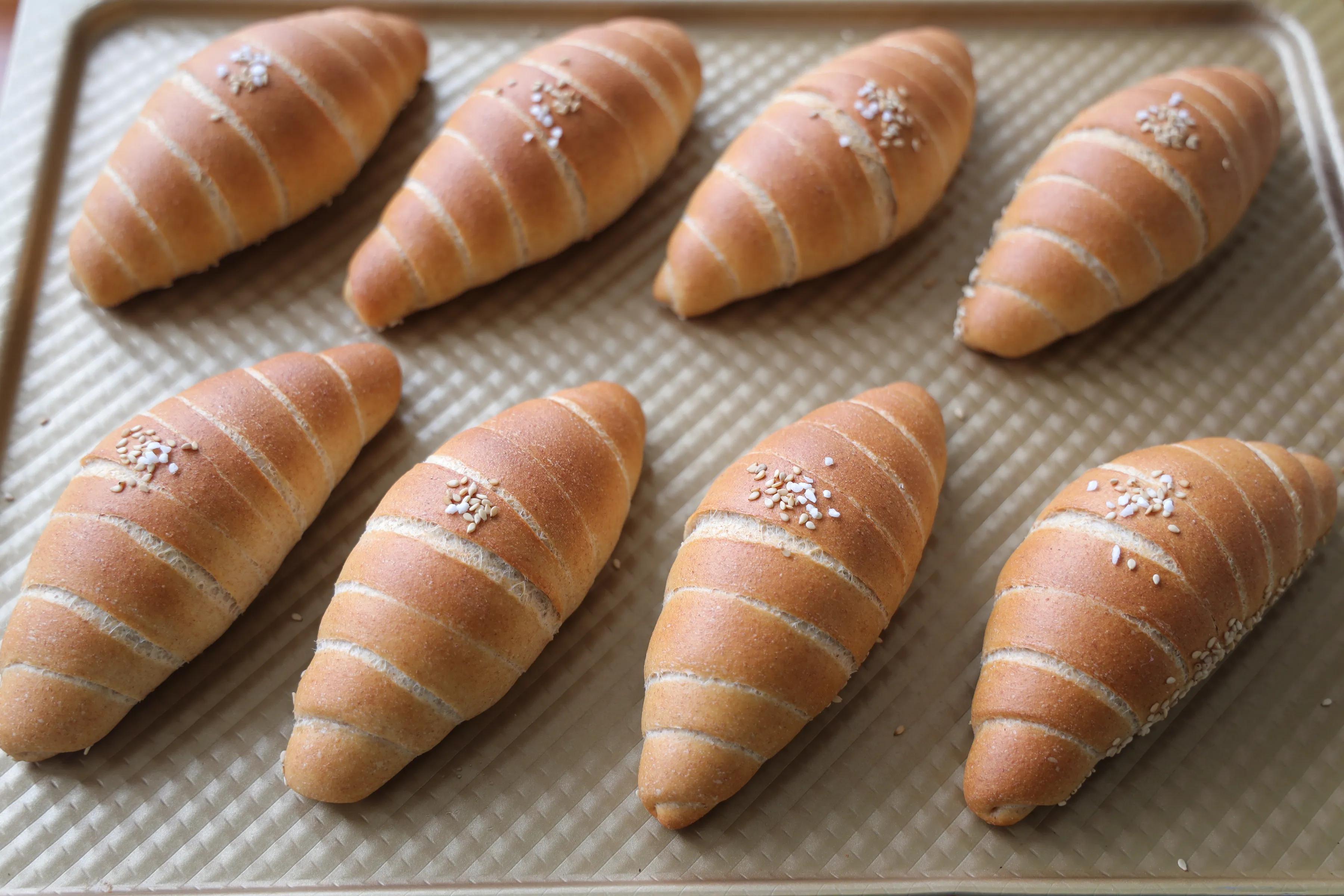 早餐最爱的日式海盐面包，脆脆的表皮，柔软的内心，一吃就上瘾