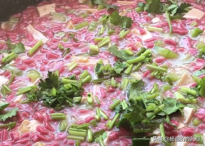Add 2 eggs to dragon fruit to make pimple soup too delicious, delicious and nutritious, especially for children