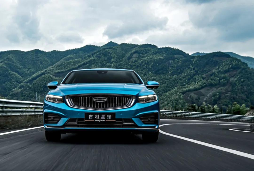 开过吉利星瑞之后，你可能会忘了轩逸、朗逸和思域