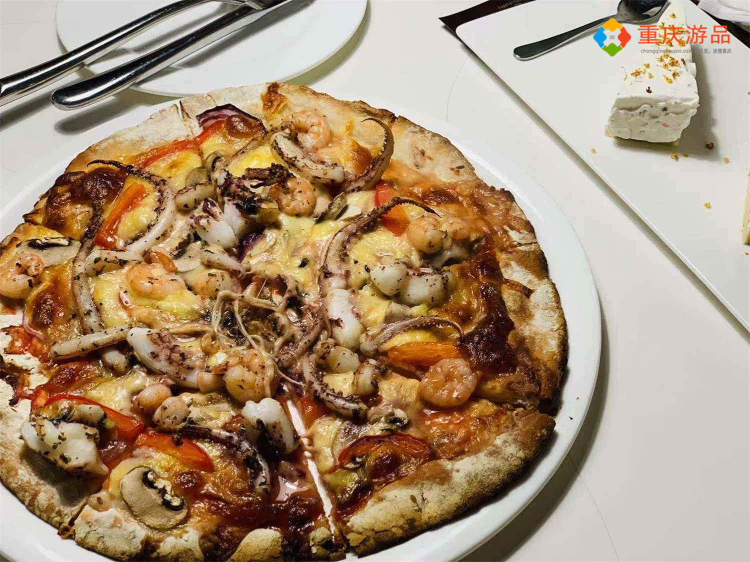 重庆百米高空上的餐厅：人均30元的高性价比，老板主动要求团购