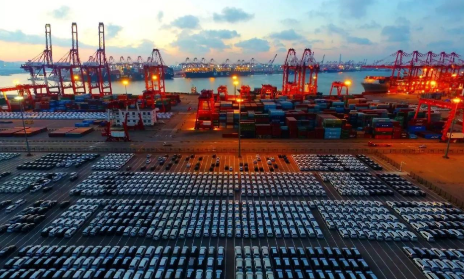 轮到中国反击了！反外国制裁法草案提交二审，有利于斩断长臂管辖