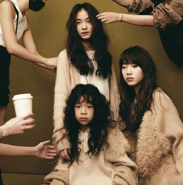 小S三女儿合体摇钱，大女儿厌世，二女儿清甜，