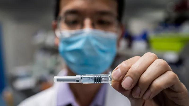 疫苗副作用巨大？华人医生接种后现身说法，不打疫苗会更惨