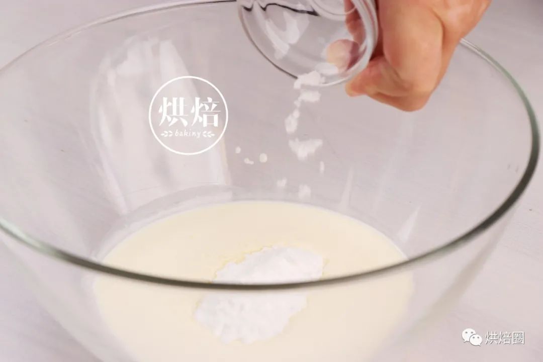 家里小孩最喜欢的酸奶蛋糕砖 夏天吃一点都不腻 冰冰凉 超过瘾