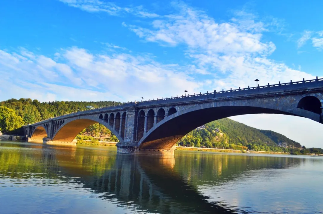 龙门景区恢复开放畅游龙门山水尽享河洛金秋