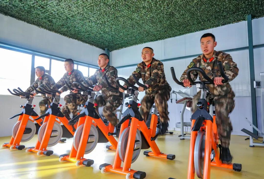 侯<a href=http://www.cngansu.cn/news/ target=_blank class=infotextkey></a>ܶӸ֧ӣռġȭս