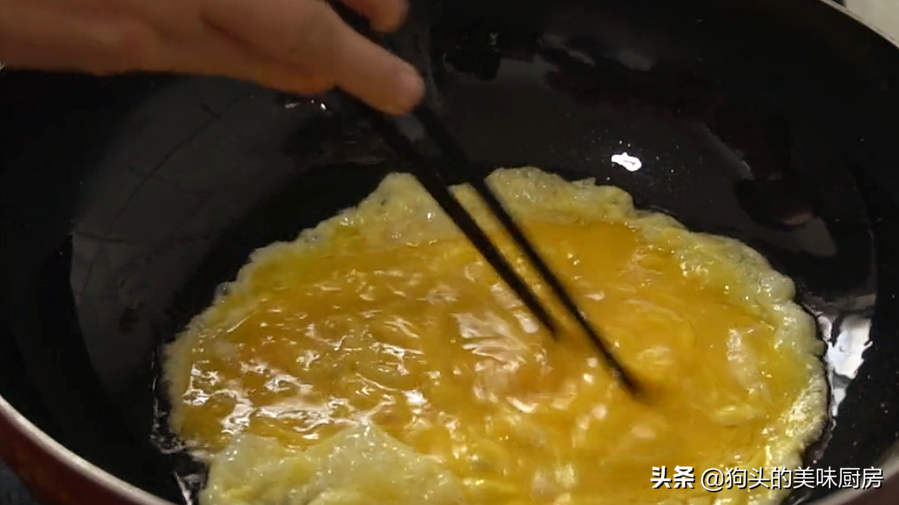 春天多吃菠菜，學會這種做法，孩子隔三差五要吃，上桌就光盤