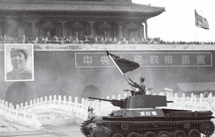 历届国庆阅兵都出现了哪些坦克？微缩版中国坦