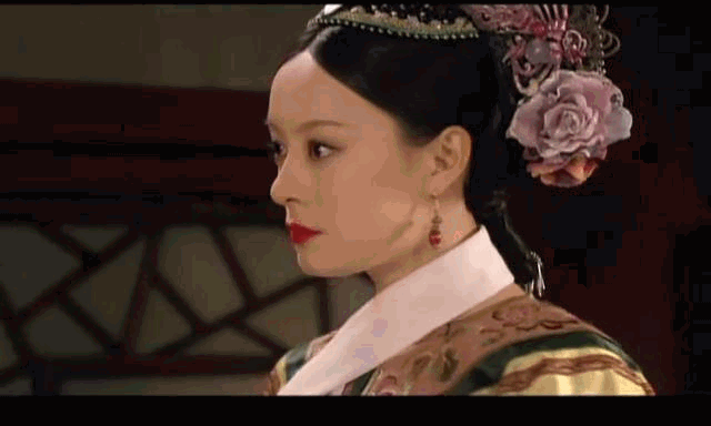 5位“裝嫩”失敗的女星，劉濤周迅勉強接受，63歲演10多歲過分了
