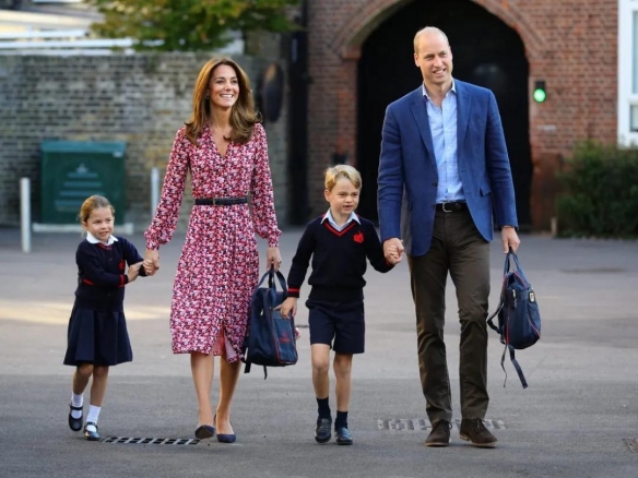 英王室10条奇葩家规，孩子从出生就要遵守，网友：宝宝心里苦