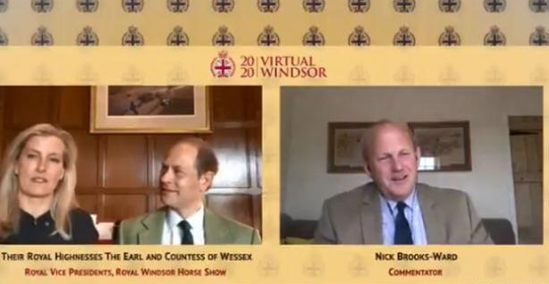 女王伊丽莎白二世的这个爱好，已经不是什么秘