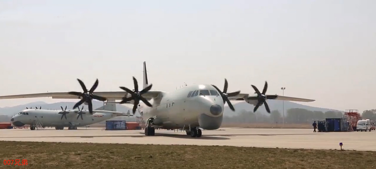 人民海军新“捕鱼大队”亮钢叉，专捕大黑鱼！未来需要200架