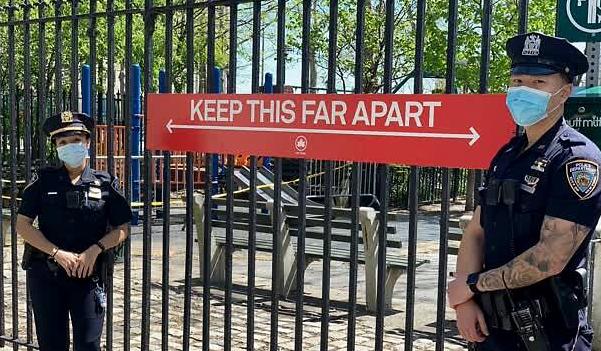 1万多美国人白死了！纽约天气转好，数万人涌入