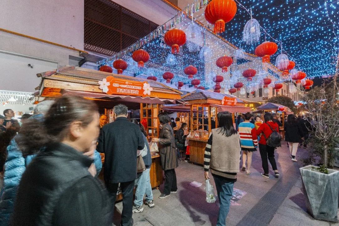 “虞歌畅晚”·2021樱花季暨方塔夜秀启幕 “虞歌畅晚”·2021樱花季暨方塔夜秀启幕