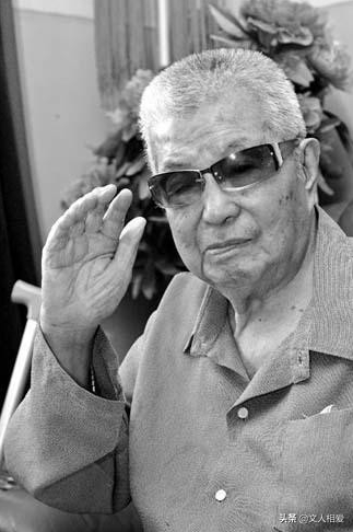 国军团长起义被下属谋害，中18刀加一枪不死，授