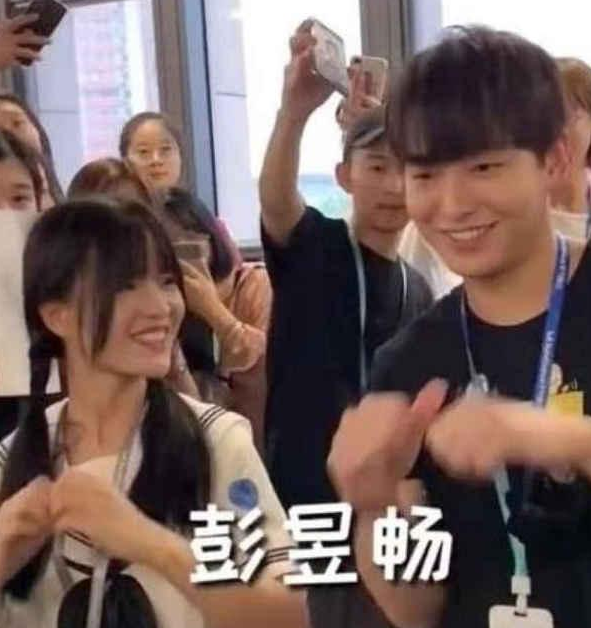 七阿姨终于在众多质疑声中，公开了自己的身份