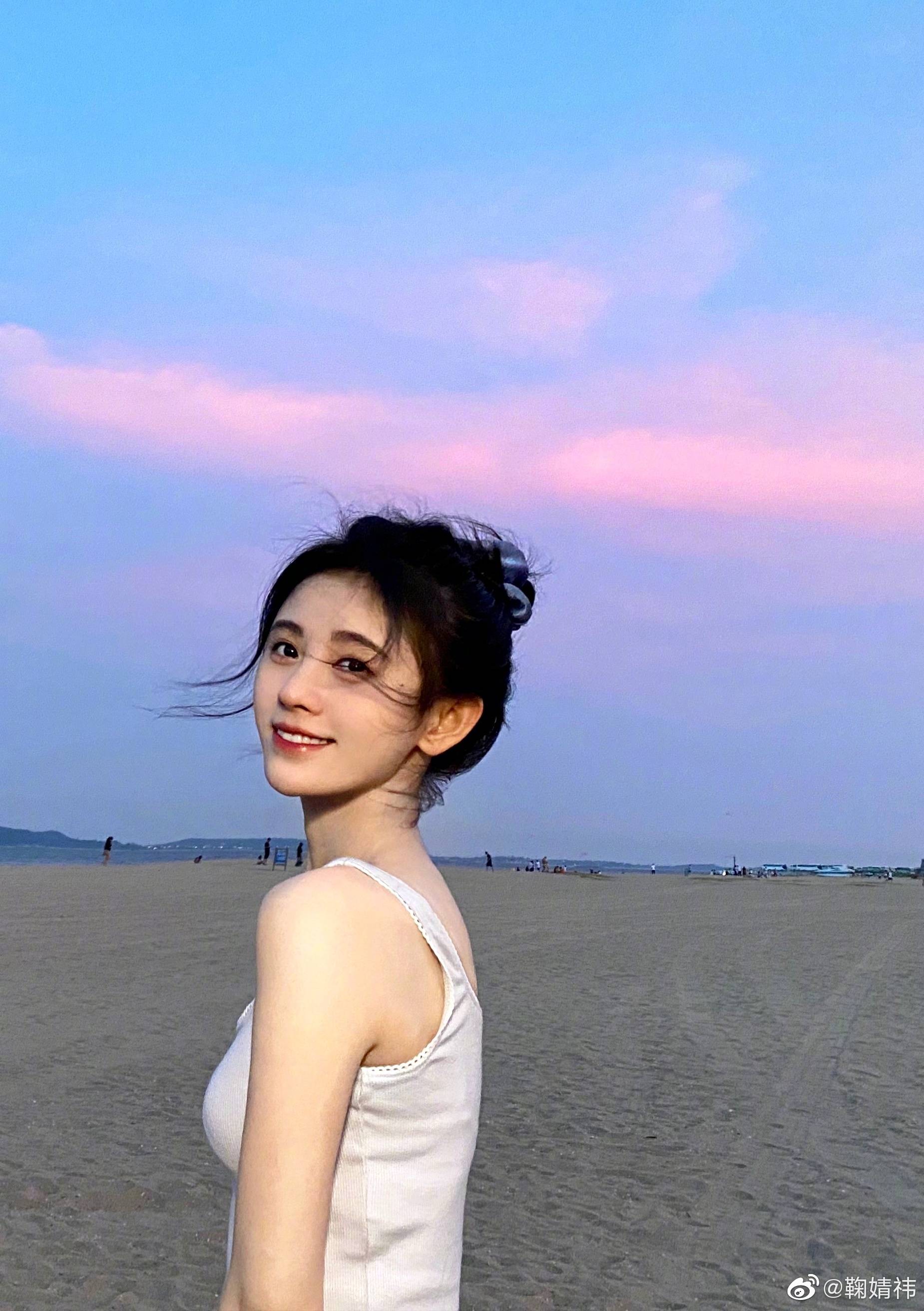 路透鞠婧祎生图，无美颜无滤镜，难怪被叫做四