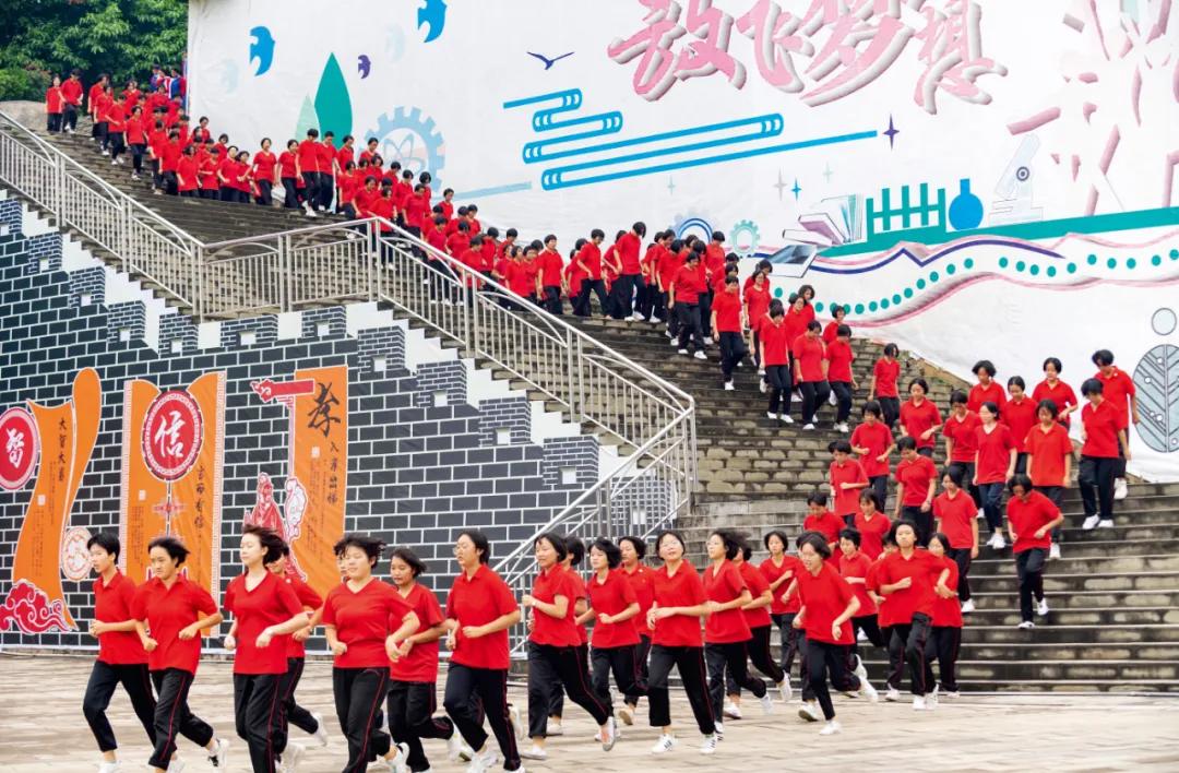 衢ѧ1800ŮϴѧŹ÷ܸ
