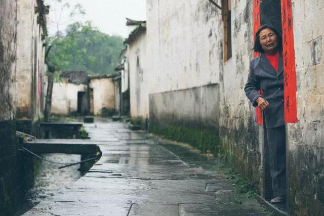 五九尽处又逢春，在西递，邂逅故乡里的烟雨