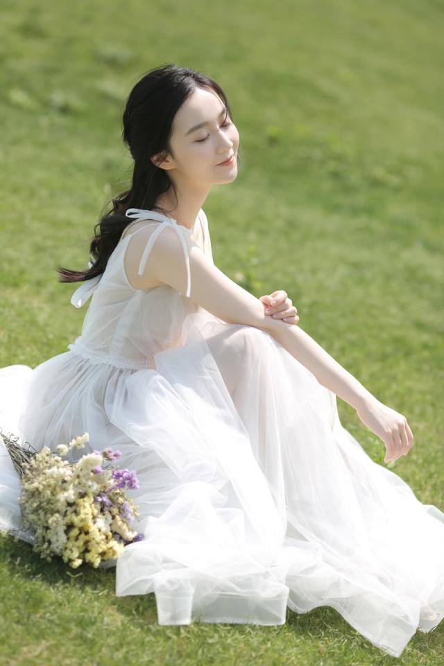 感到幸福的唯美句子 春风十里，不及相遇有你图片