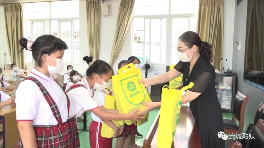 暑假安全“不放假”防溺水安全教育课走进校园