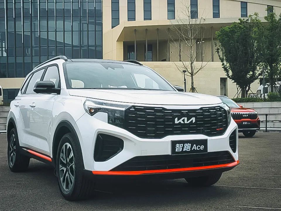 对标缤智、逍客，除了颜值，智跑Ace还用上了200匹马力的1.5T