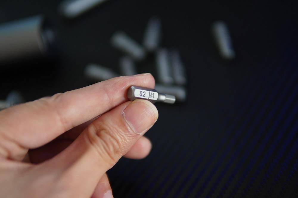 男人就得有把好螺丝刀，WOWSTICK手动螺丝刀