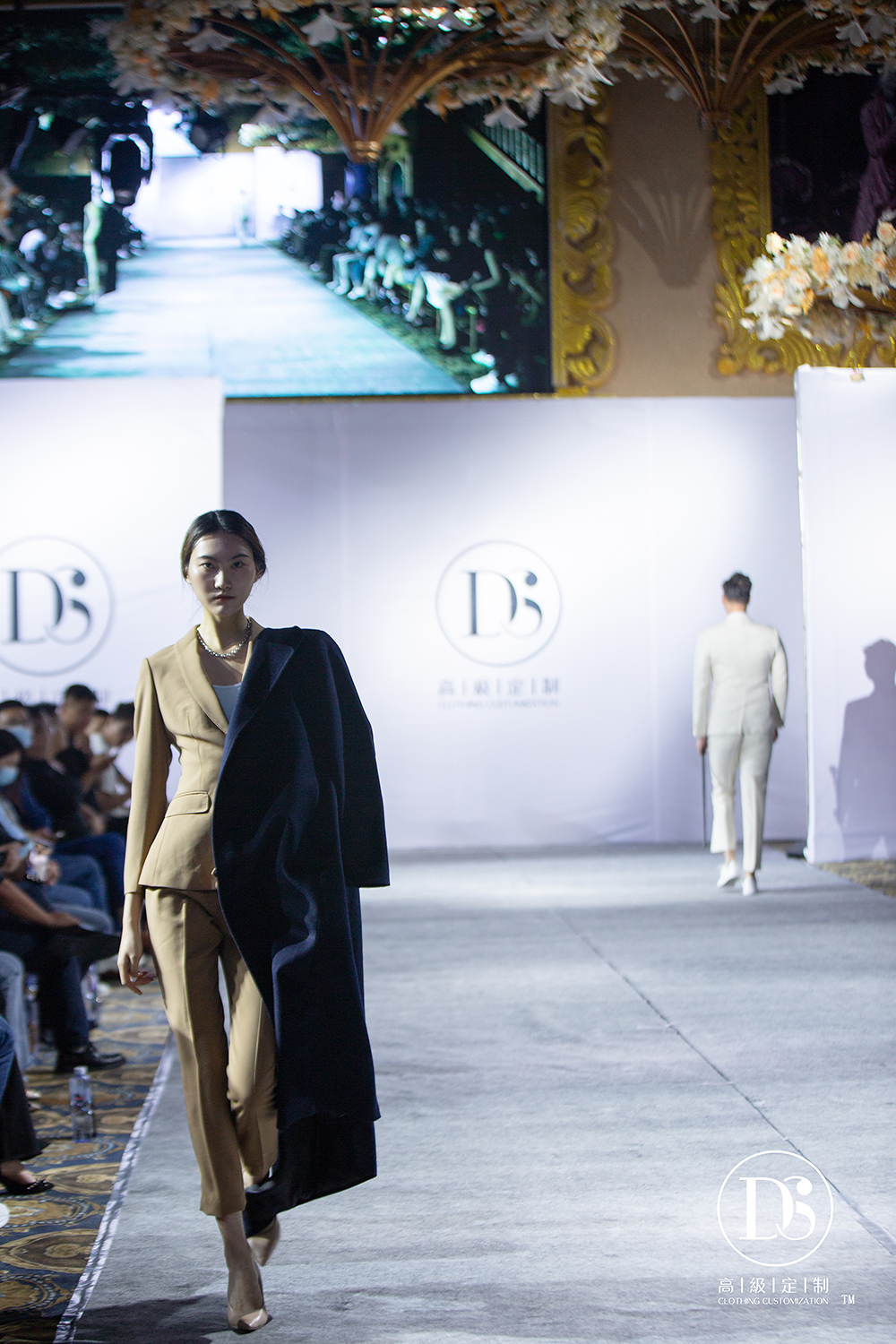 “中国风尚时装周 DS2021斓”大秀取得圆满成功
