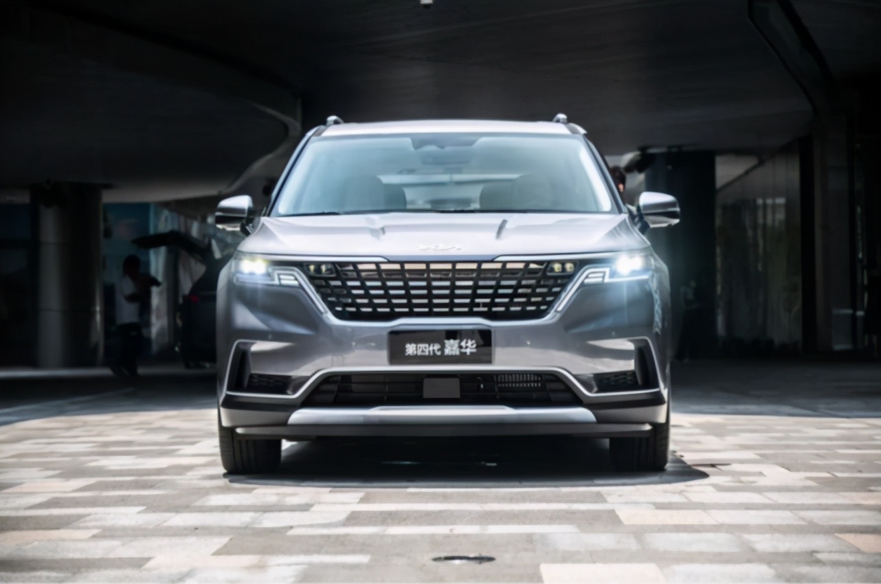 四大MPV齐聚成都车展：韩版GL8将预售，比亚迪“夏”或亮相？