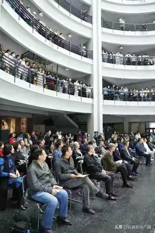 《薪火相传——史国娟 王钢 王强师生作品展》在吉林艺术学院开展