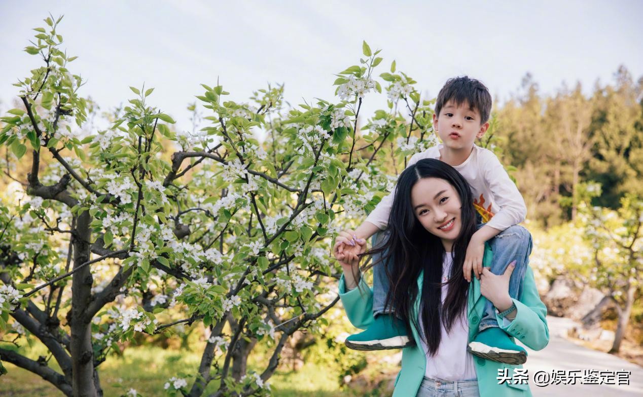 相恋八年孕有子女，杜江霍思燕拍七夕大片，甜蜜氛围却好似初婚