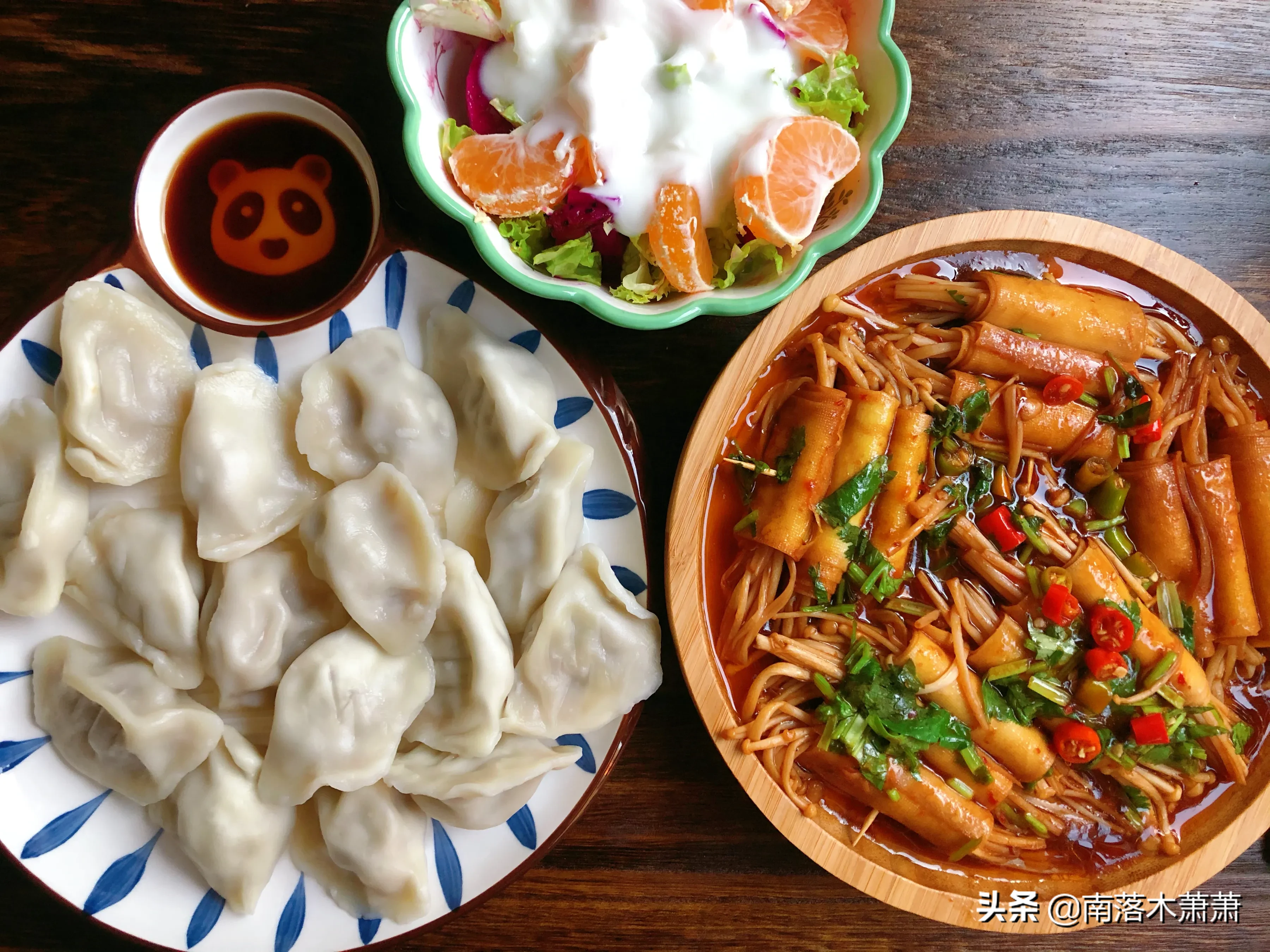 Enoki mushroom and dried tofu are a hundred times more delicious than fried and grilled, especially the thick sauce